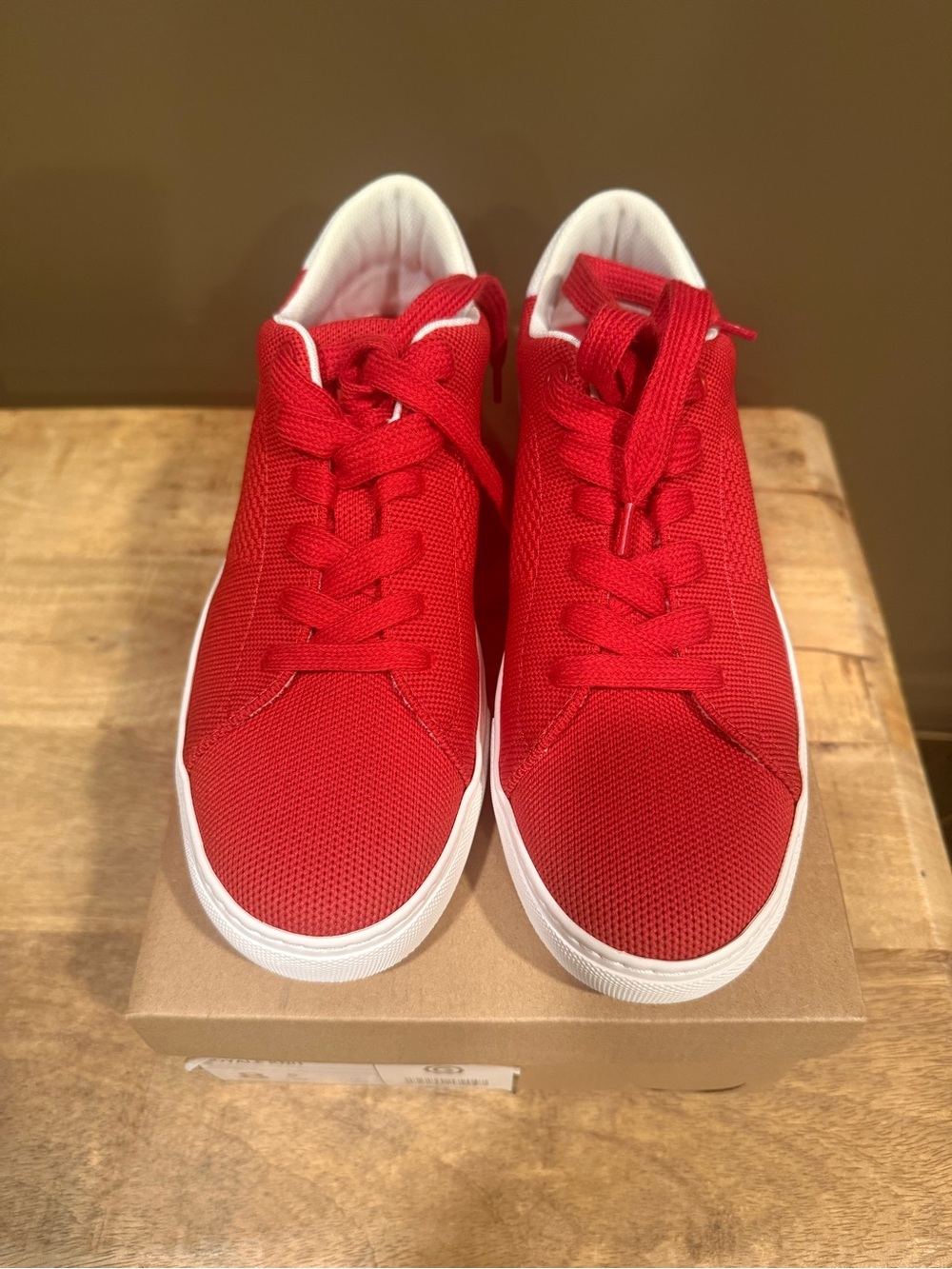 GREATS Royale Knit Red Recycled Knit Sneakers Women’s Size 8 NWT